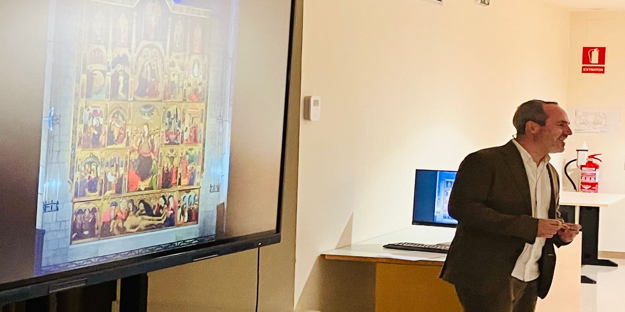 IMAGINAR EL COSMOS DES DE LA CREACIÓ ARTÍSTICA