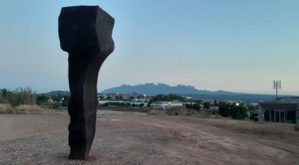 Escultura "Manresa 1808" de Marc Sellarès. Imatge de l