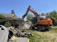 Comença l'enderroc de la Carpa del Riu, que permetrà impulsar la millora del tram central del Parc del Cardener