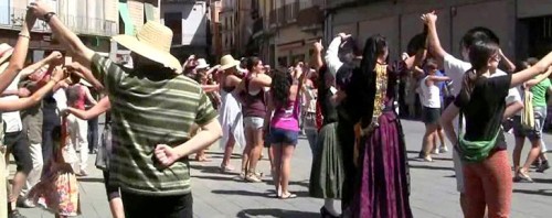 EL POU DE LA GALLINA: Jugar i educar a Manresa