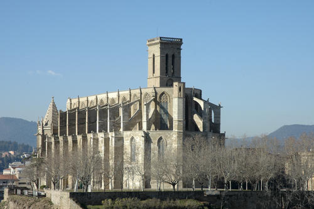 L'Ajuntament, la Diputació, la Generalitat i el Bisbat de Vic arriben a un acord per continuar restaurant la basílica de la Seu