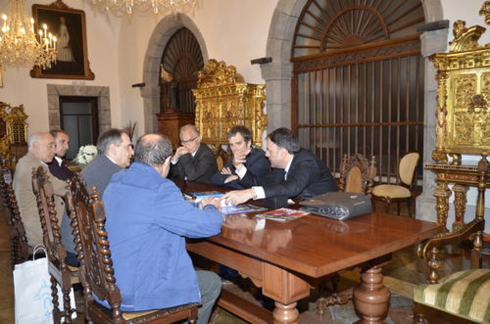 L'alcalde de Manresa presenta a l'alcalde d'Azpeitia i al santuari de Loiola el projecte Manresa 2022