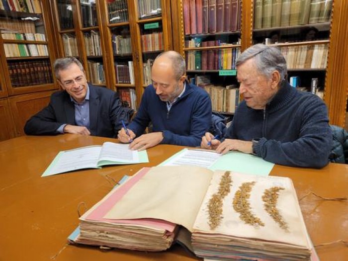 El Centre Excursionista de la Comarca del Bages cedeix a Manresa l'herbari 'Flora del Bages' de Pius Font i Quer