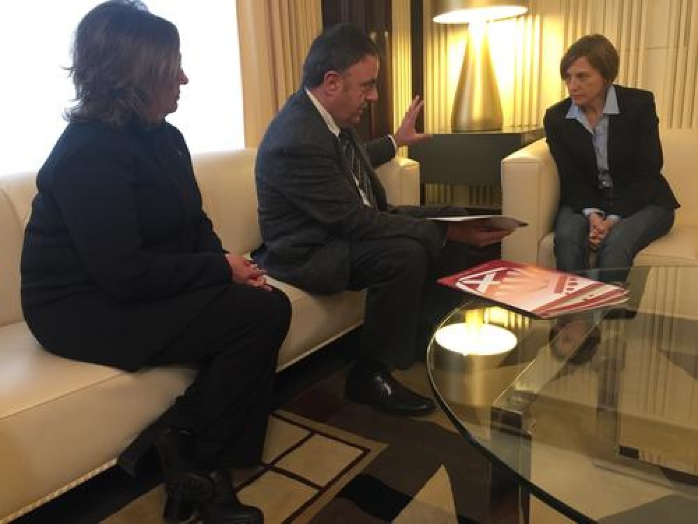 L'Ajuntament de Manresa rep el suport de la presidenta del Parlament per a la commemoració dels 125 anys de les Bases