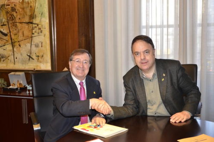 Conveni entre l'Ajuntament i els Armats per a la promoció de Manresa a la desfilada de Vila-real 