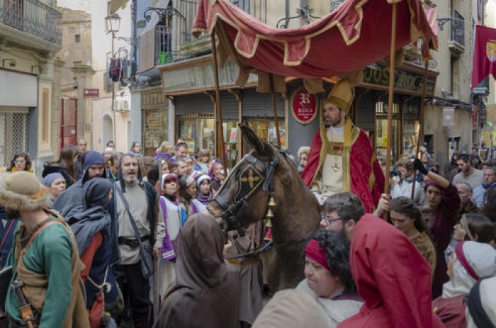 La Fira de l'Aixada, suspesa per la Covid, tindrà una versió on-line a les xarxes socials amb vídeos que transportaran Manresa al segle XIV