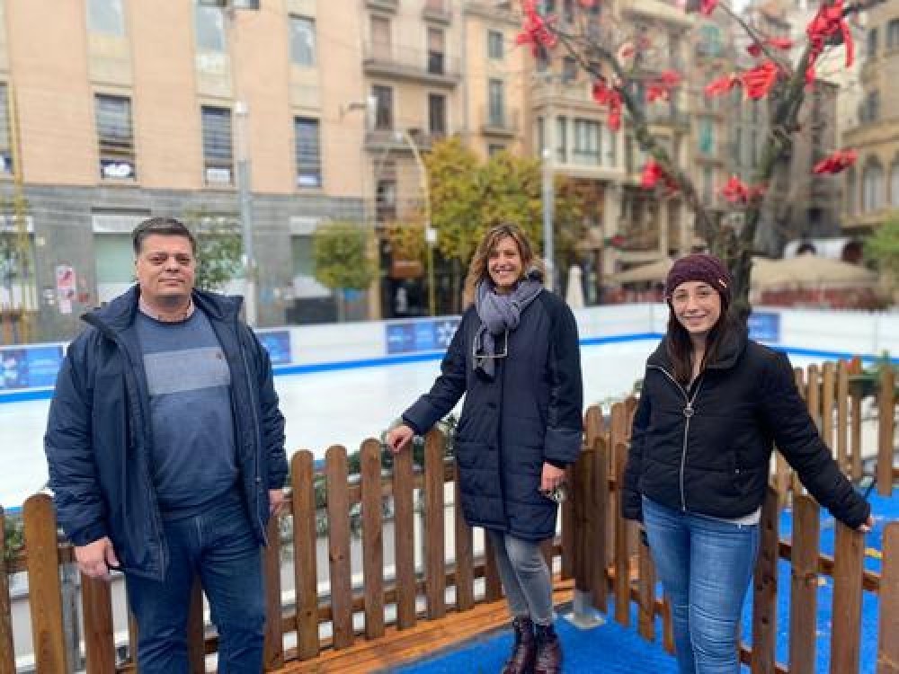 L'encesa de llums, la pista de gel i la Fira de Sant Andreu donen aquest dissabte el tret de sortida a la campanya de Nadal de Manresa