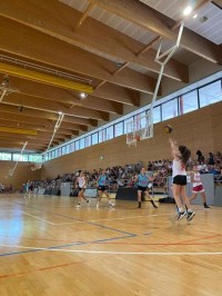 Manresa celebra dissabte la cloenda de la Capitalitat del Bàsquet Femení i bateja amb el nom Maria Ciuraneta la pista poliesportiva del Vell Congost