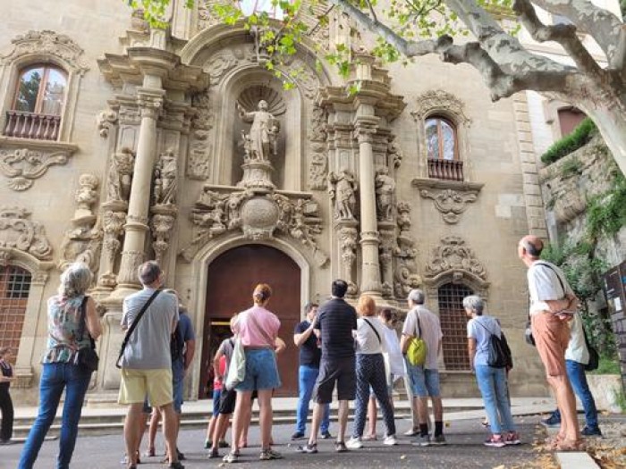 Manresa Turisme bat el rècord de visites guiades i consolida la tendència a l'alça del turisme a la ciutat