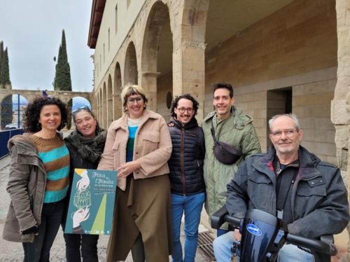 La 26a Fira de l'Aixada de Manresa recupera les aus rapinyaires i potencia l'escenari de Milcentenari, els seguicis i l'acte central nocturn