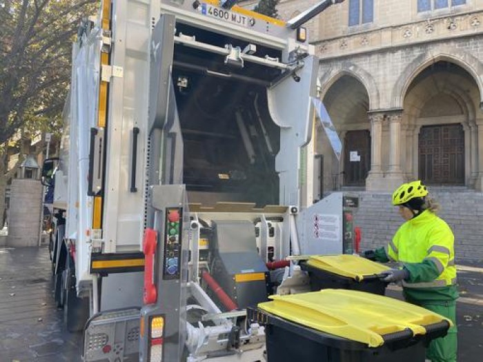 Els equipaments de Manresa se sumen a la recollida de residus porta a porta