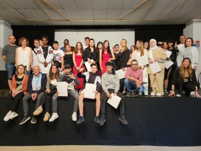 Una trentena de joves finalitzen el curs del PFI - PTT amb perspectives de millora de l'ocupabilitat i la formació