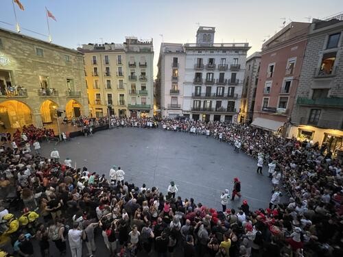 Es fan públics els guanyadors de les entrades per gaudir dels principals actes de la Festa Major des dels balcons de la plaça Major