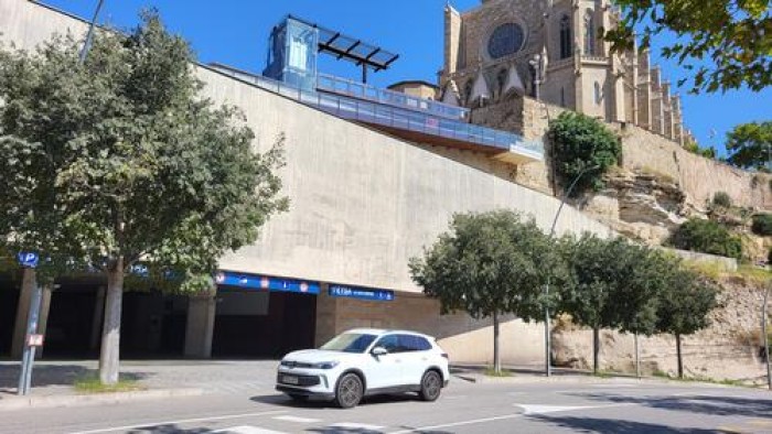 Manresa estrena aquest dissabte la tarifa plana per aparcar al centre de la ciutat tot el dia per menys de 5 euros