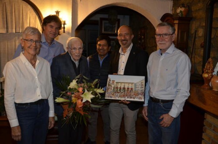 L'Ajuntament de Manresa homenatja l'escriptor manresà Lluís Grifell Pons pel seu centenari