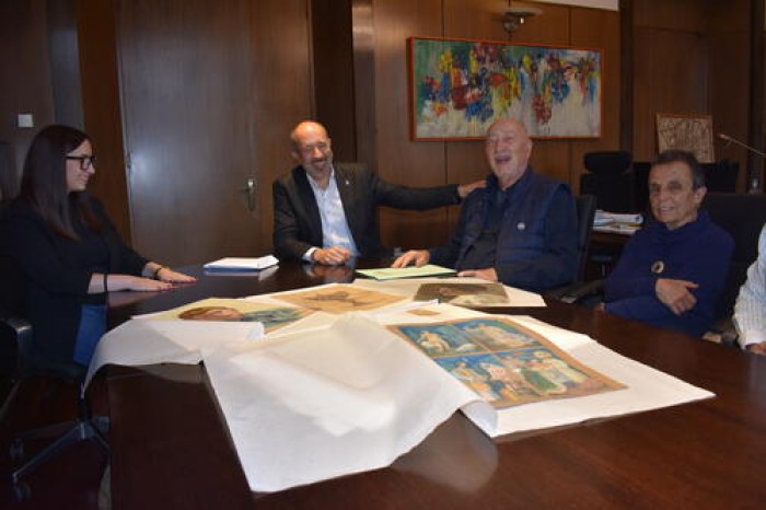 L'Ajuntament rep la donació d'obres i documentació de l'artista manresana Maria Noguera Puig