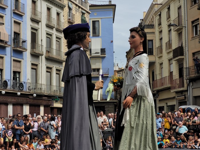 Els gegants Hereu i Pubilla de Manresa apadrinaran els nous gegants Seny i Rauxa