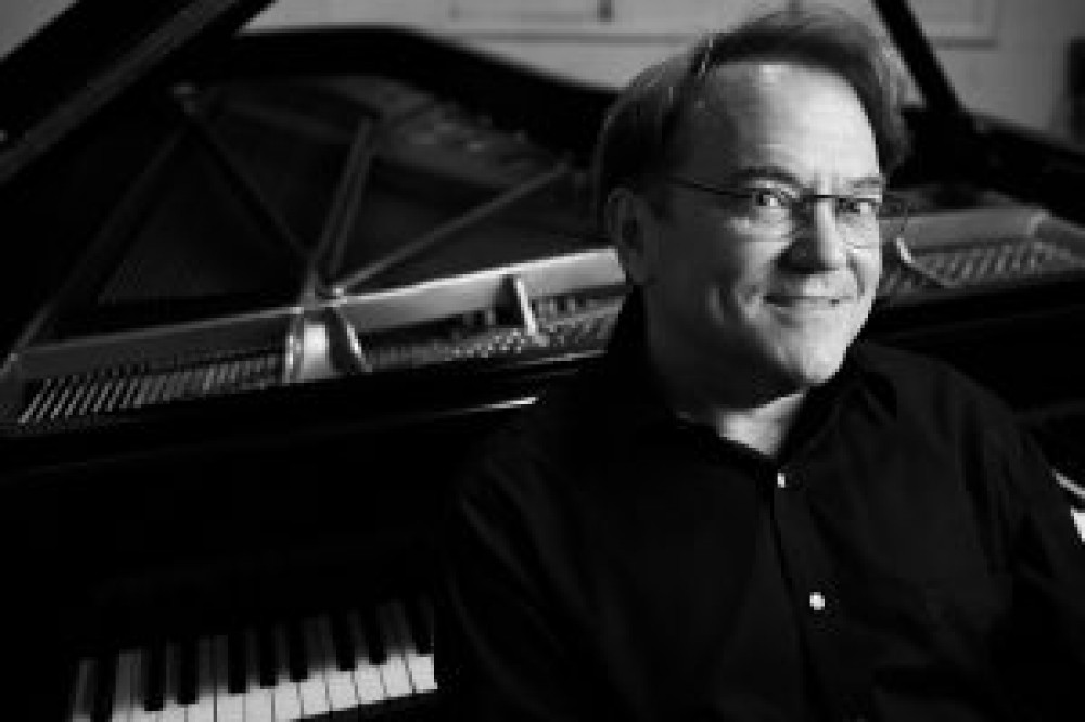 El pianista nord-americà Mac McClure oferirà un concert i una master class dilluns al Conservatori de Música de Manresa