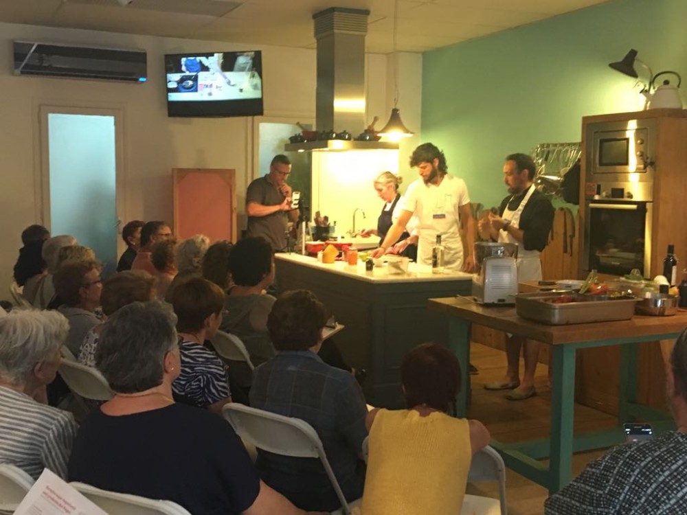 Un miler de persones han participat en els diversos actes de la segona edició de la Festa del Tomàquet
