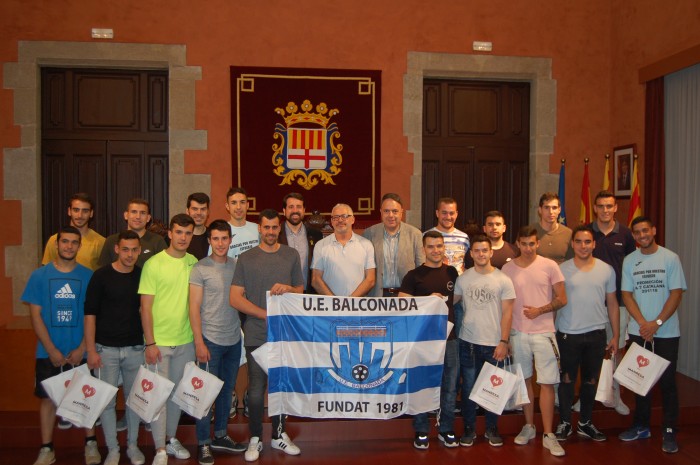 Recepció a l'Ajuntament de l'equip UE Balconada per assolir l'ascens a Tercera Catalana 