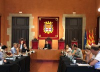 El ple dona llum verd a un nou cartipàs municipal que incorpora una Junta de Govern més paritària