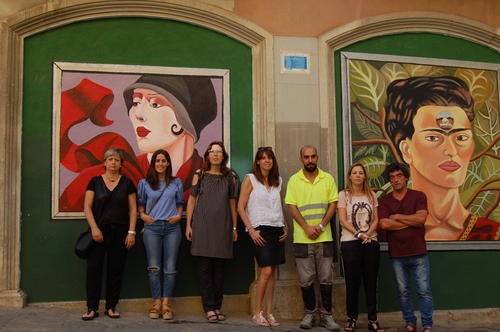 S'estrena a l'antiga Cambra de Comerç el mural dedicat a pintores oblidades i realitzat per alumnes del projecte Treball als barris