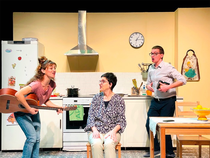 'La paella dels dijous' amb Lloll Bertran tancarà la programació del Toc de Teatre, aquest cap de setmana a la Sala Gran del Kursaal