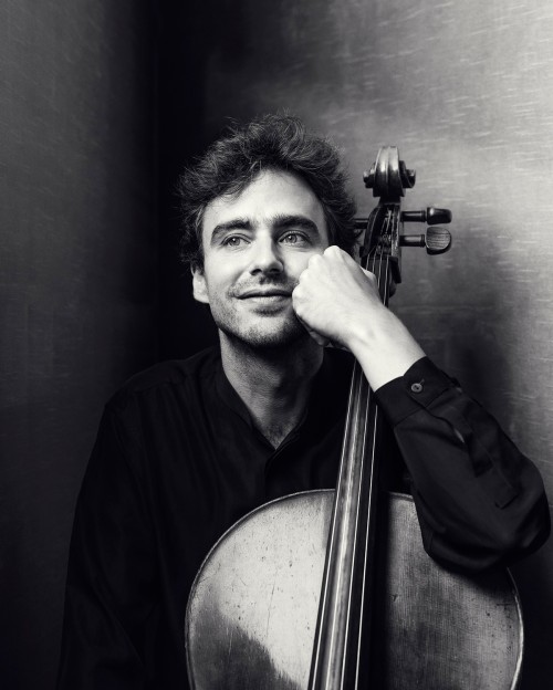 El violoncel·lista Pau Codina actuarà aquest diumenge a l'Espai Plana de l'Om en el segon concert del cicle dedicat a les Suites de Bach